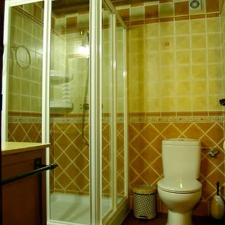 Refugio Perdigones * El Arenal (Castile and Leon)